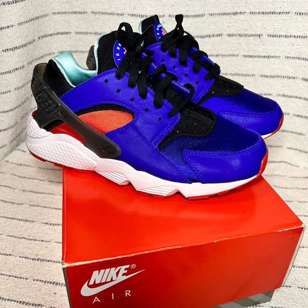 Nike Air Huarache Unisex Men’s 7/Women’s 8.5